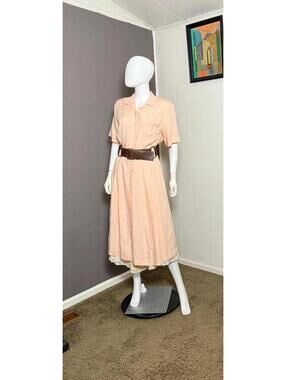 1980's Peach fit and Flare Shirtdress Soft Rayon size 8